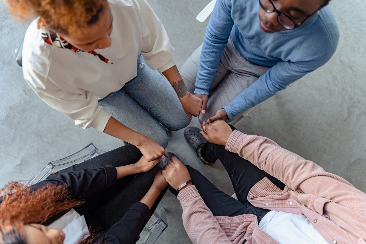 A family participating in therapy for bipolar disorder